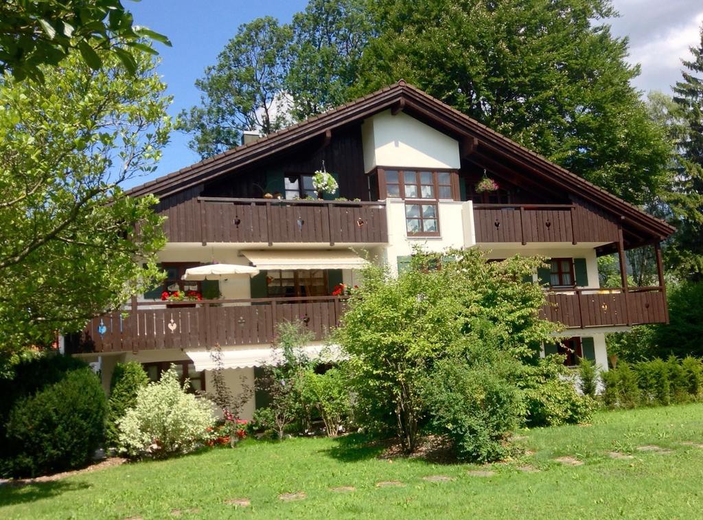 Ferienwohnung Am Park Garmisch-Partenkirchen Zimmer foto